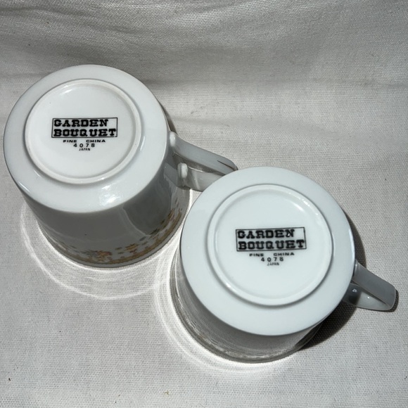 Garden Bouquet fine china set of 2 coffee cup glasses pre loved floral gold trim - Picture 9 of 11